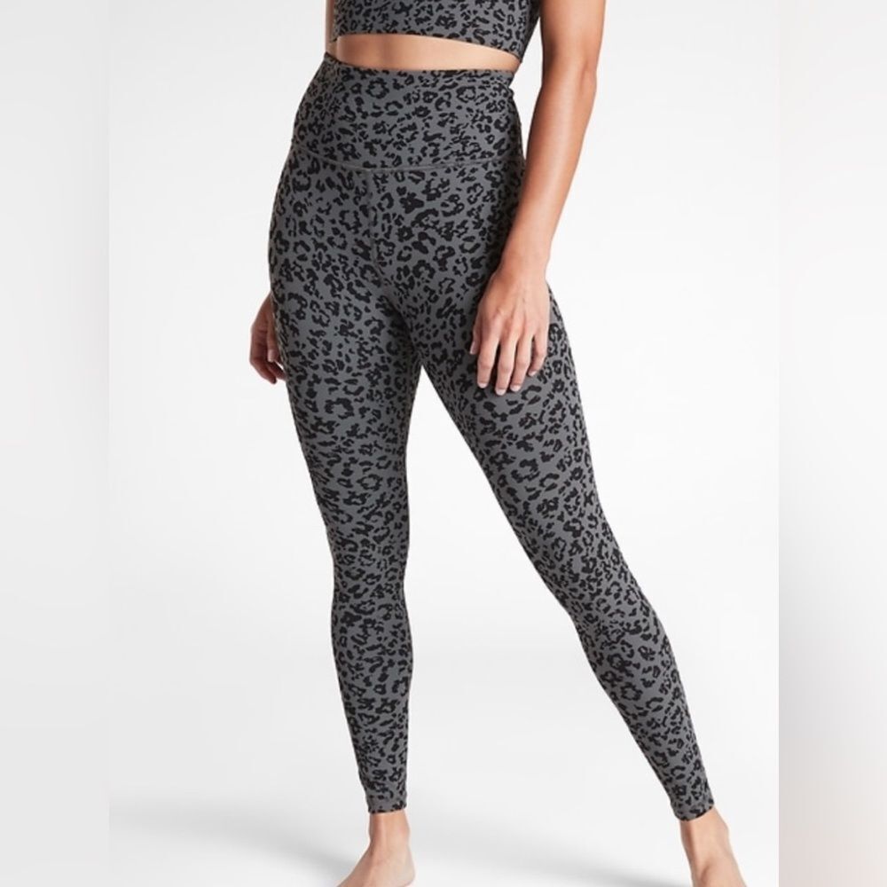 Athleta Leopard Elation Ultra Higg Rise Tight | XSmall | Spring Night